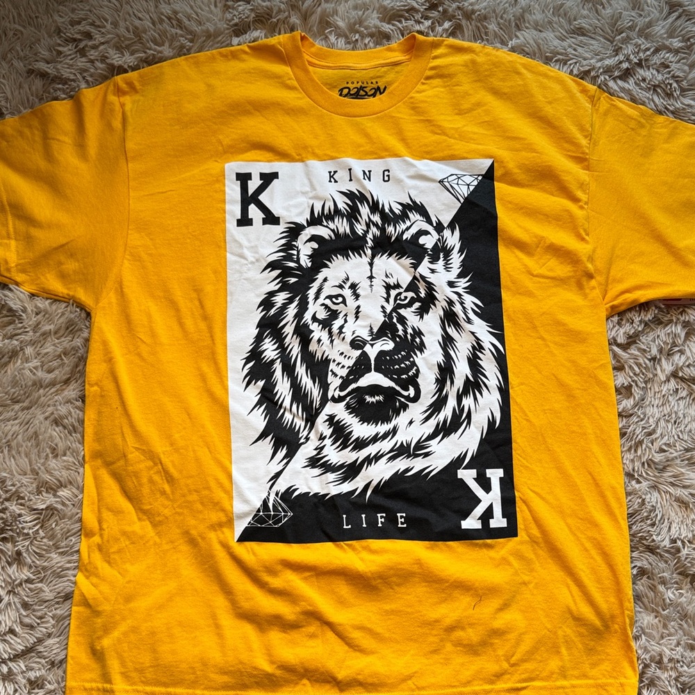 Popular Poison men's King life split lion t-shirt size 2xl